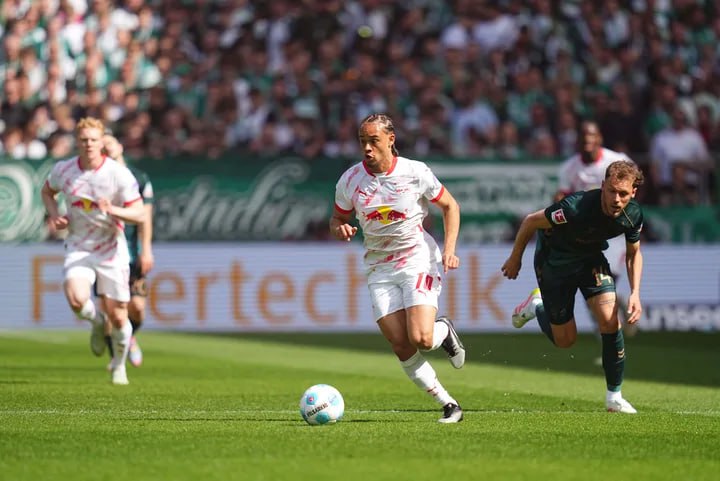 Werder Bremen vs RB Leipzig (20:30 &#8211; 10/05) | Xem lại trận đấu
