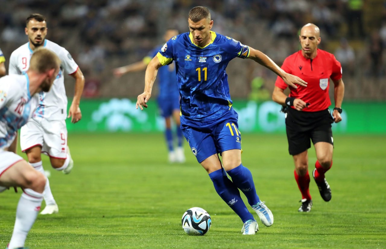 San Marino vs Bosnia-Herzegovina (01:45 &#8211; 07/09) | Xem lại trận đấu