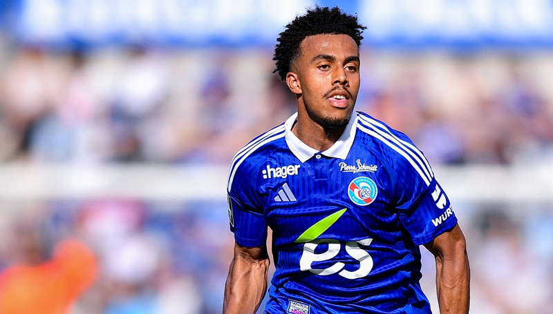 Chelsea nhắm hậu vệ phải tiềm năng nhất Ligue 1