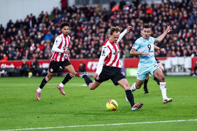 Brentford vs Burnley (22:00 &#8211; 29/11) | Xem lại trận đấu